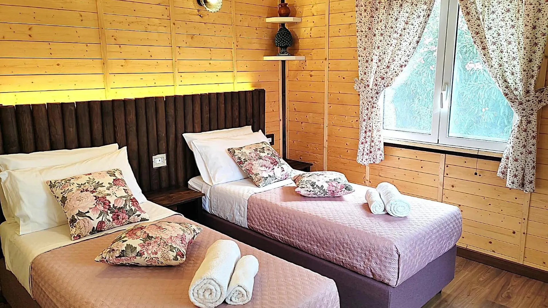 Domus Amelio - Country Rooms Cinisi
